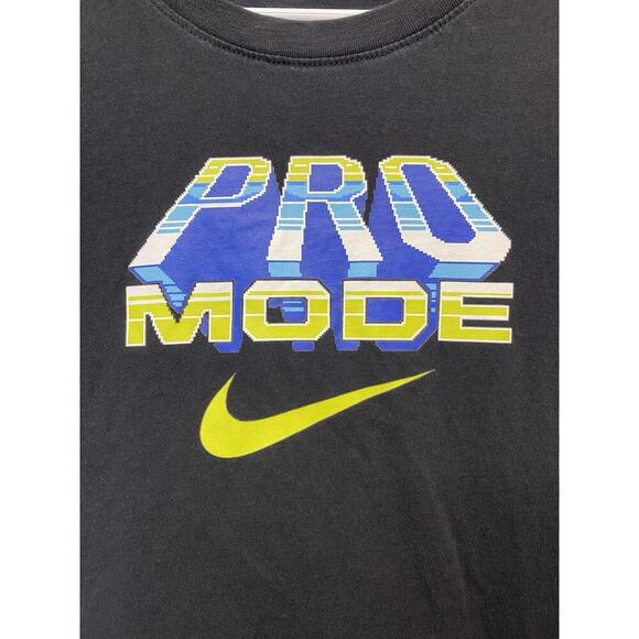 Nike Pro Mode Sports T-Shirt Boys Medium Black Short Sleeves Graphics Logo - Picture 2 of 5